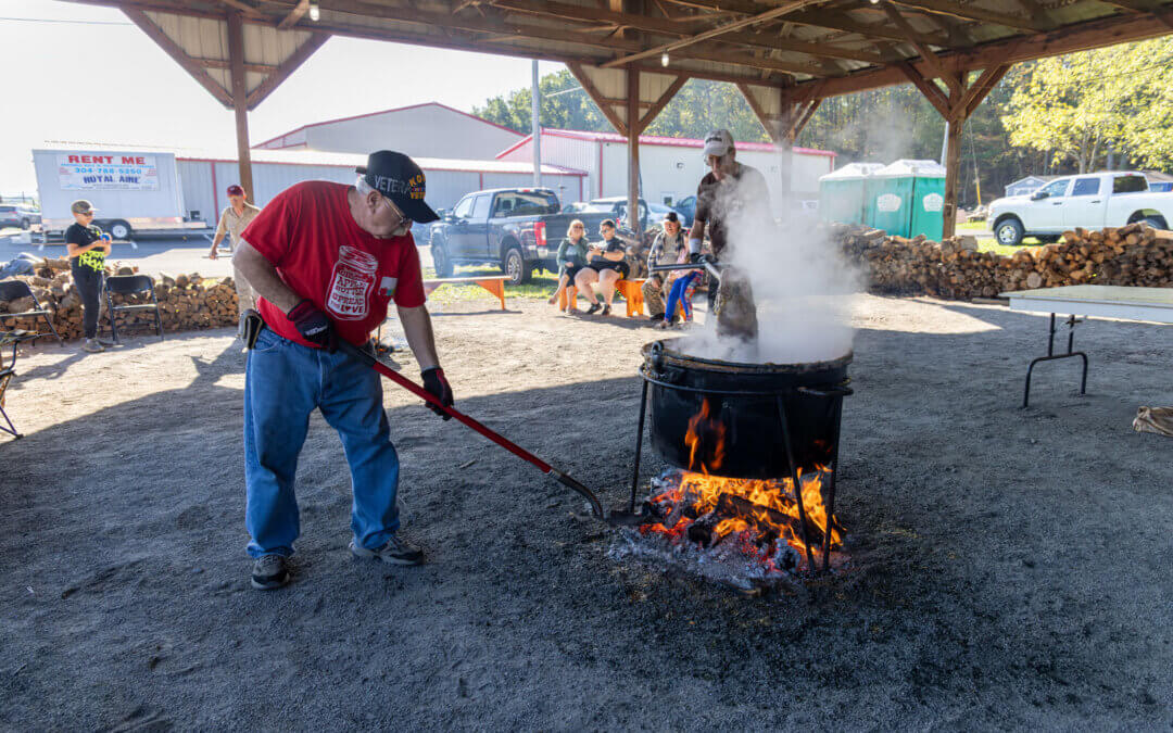 We are Thankful for our Apple Harvest dedicated volunteers!
